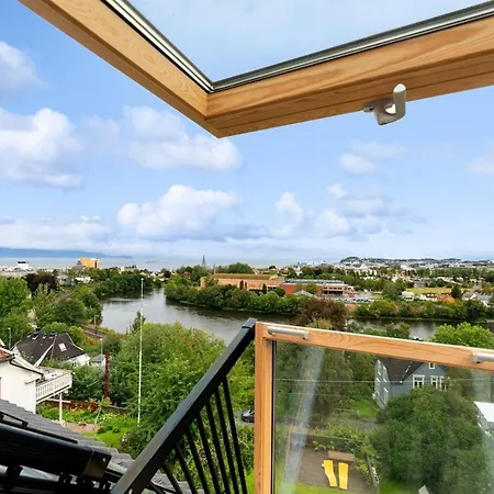 Διαμέρισμα Modern 3-bedroom With A View Τρόντχαϊμ