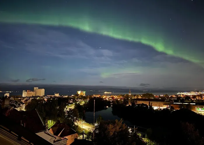 Modern 3-bedroom With A View * טרונדהיים